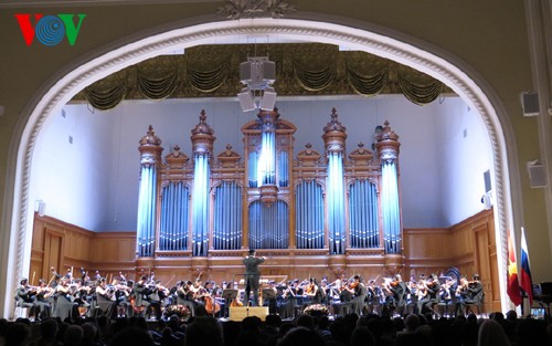 Untuk pertama kalinya Orkes simfoni Vietnam mengadakan pertunjukan di Rusia